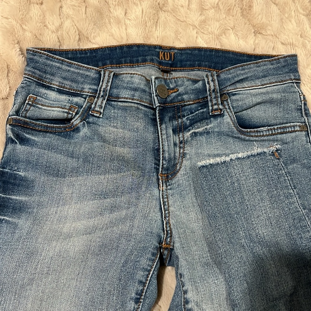 Excellent Condition Kut From the Kloth Ankle Skinny Size 4L